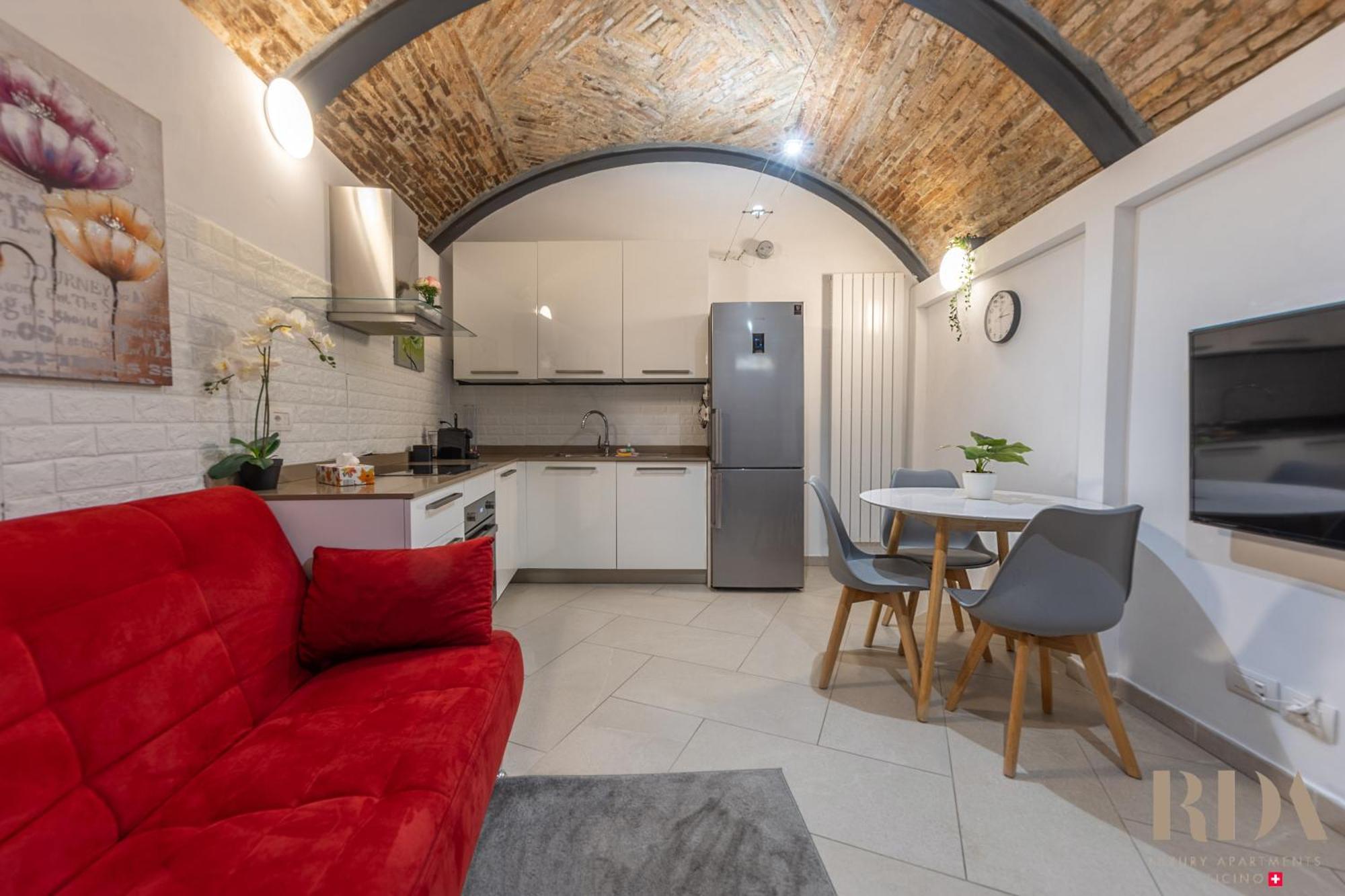 Il Rustico Rda Luxury Apartments Lago Parking メンドリシオ エクステリア 写真