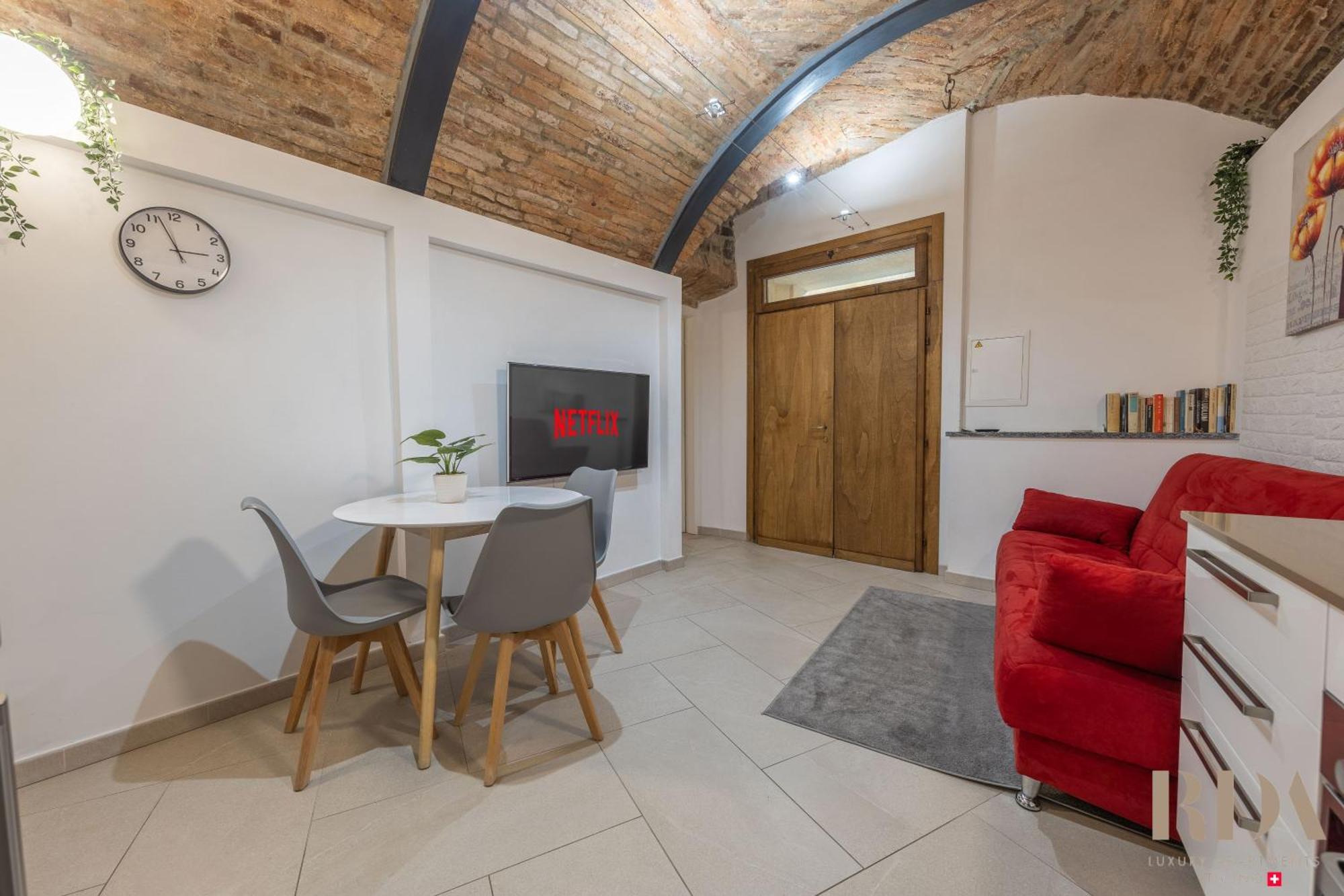 Il Rustico Rda Luxury Apartments Lago Parking メンドリシオ エクステリア 写真